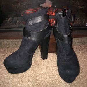 Black Platform Boots